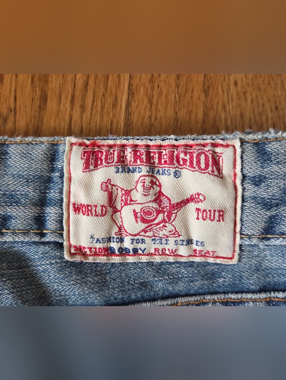 Women's Vintage True Religion Bobby Light Wash Distressed Jeans Size 32 - Picture 7 of 9